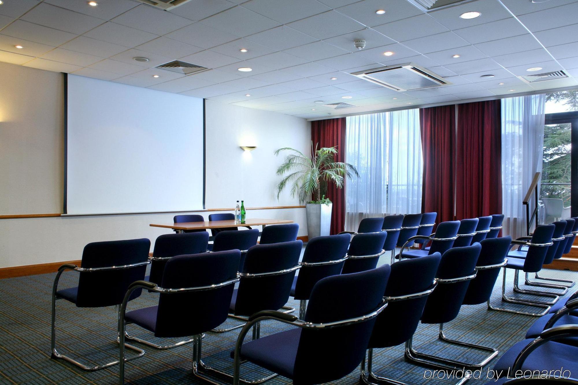 Express West By Ihg Edimburgo