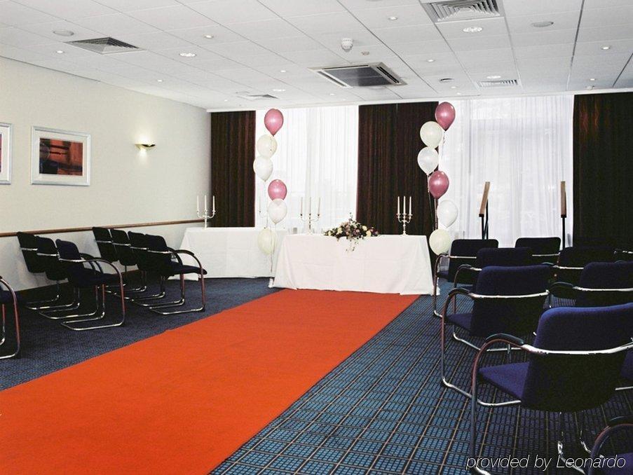 Отель Express West By Ihg Эдинбург